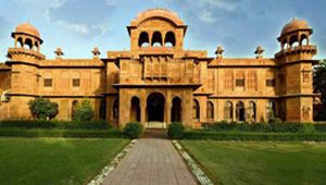 lalgarh-palace